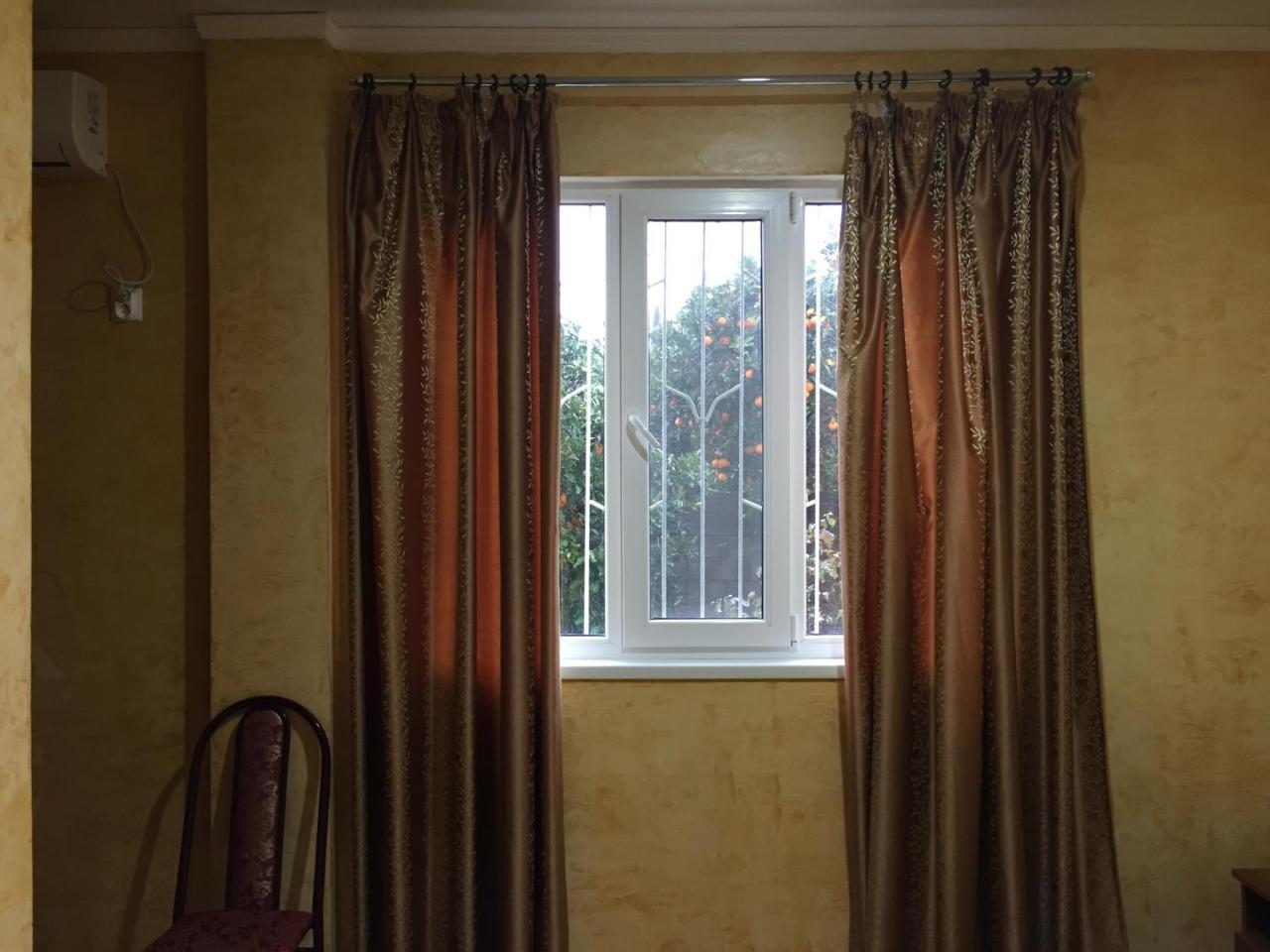 Dionisy Guest House Пицунда Екстериор снимка